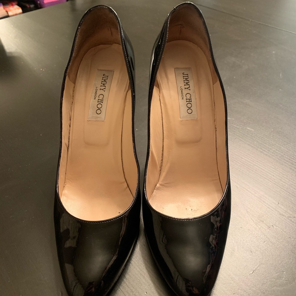 Jimmy Choo pump